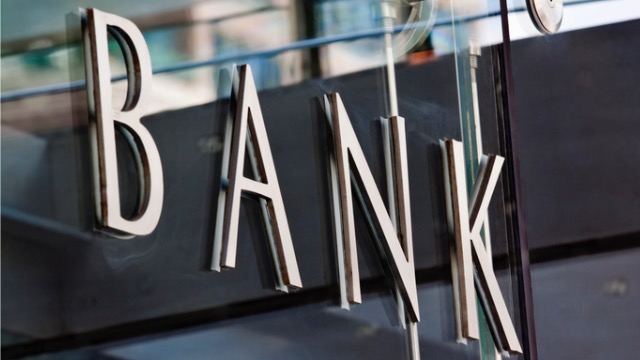 銀行の認証強化